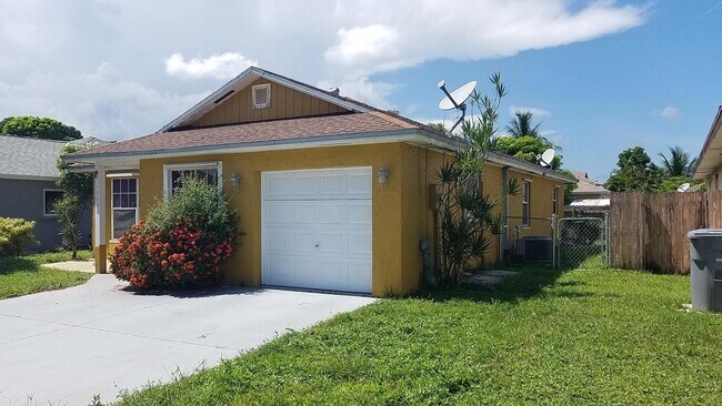 Building Photo - 10056 Boynton Pl Cir
