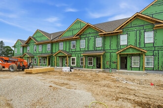 Building Photo - 119 Kettle Moraine Dr S