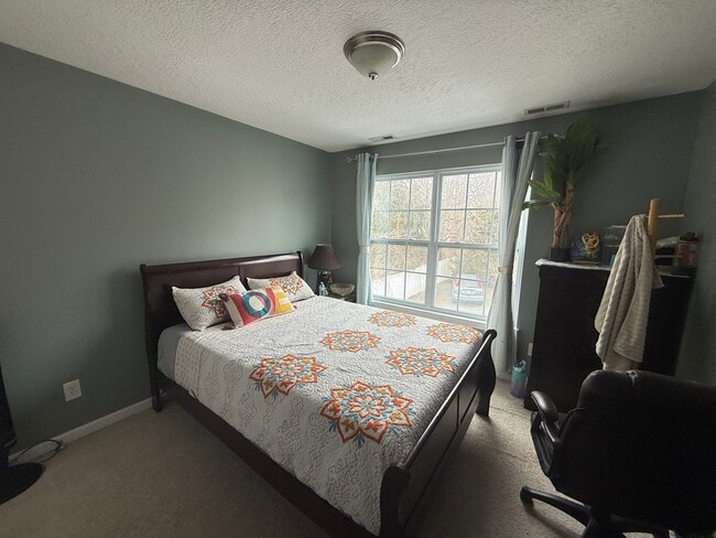 Building Photo - 1731 Aden Lane