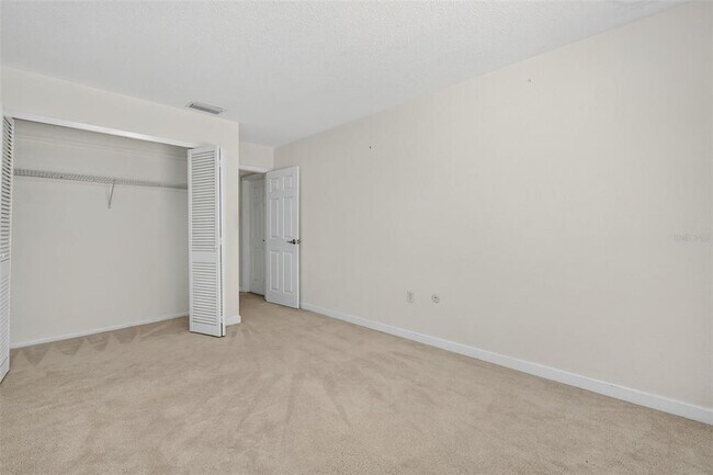 Building Photo - 4300 50th Pl S