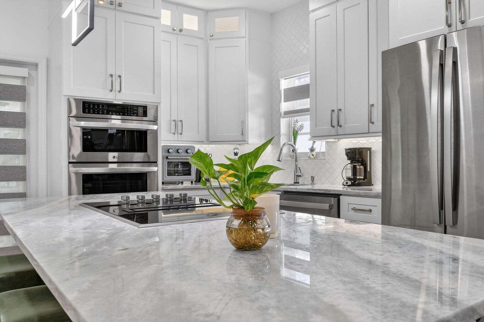 Building Photo - 1511 S Palmway