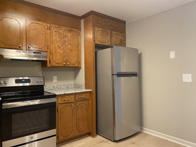 Building Photo - Spacious 2-Bed, 2-Bath Home in Simpsonvill...
