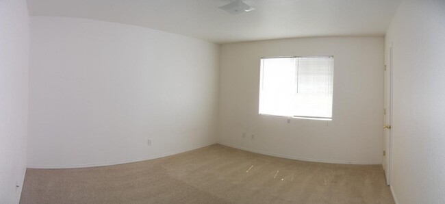 Building Photo - 4303 Deek Dr