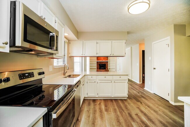 Building Photo - 9972 Granden St