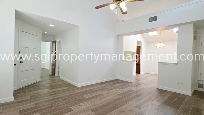 Building Photo - 2408 Centaurus Dr
