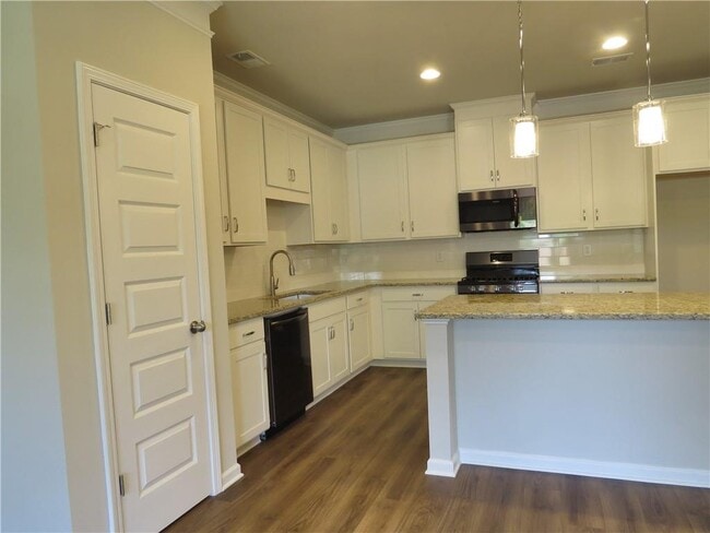 Building Photo - 5228 City Walk Dr