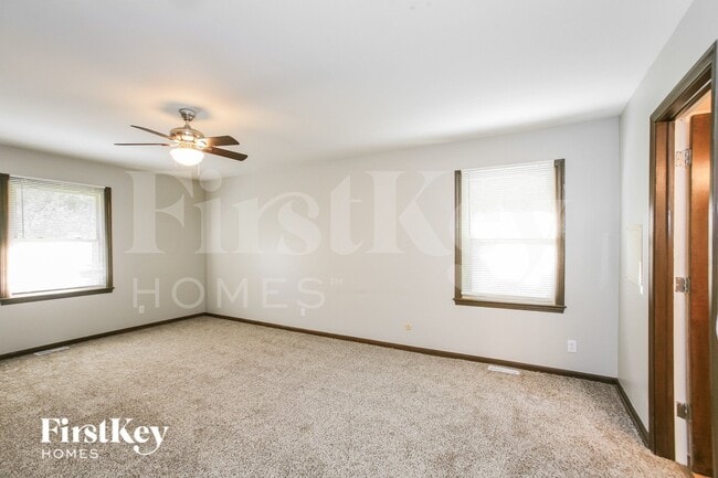 Building Photo - 1311 Lawrence Rd