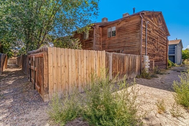 Building Photo - Corner Unit 2 Bedroom with Private Backyard & Master Bedroom Deck!
