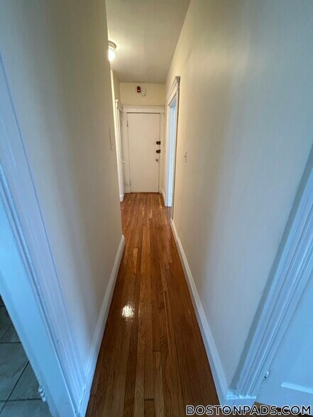 Building Photo - 127 Washington St