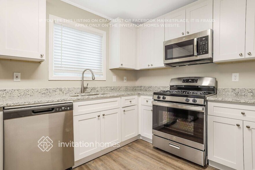 Building Photo - 4912 Fenbrook Dr