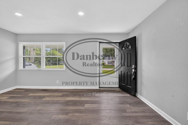 Building Photo - 6051 Graystone Dr