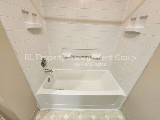 Building Photo - 3437 Fishinger Mill Dr