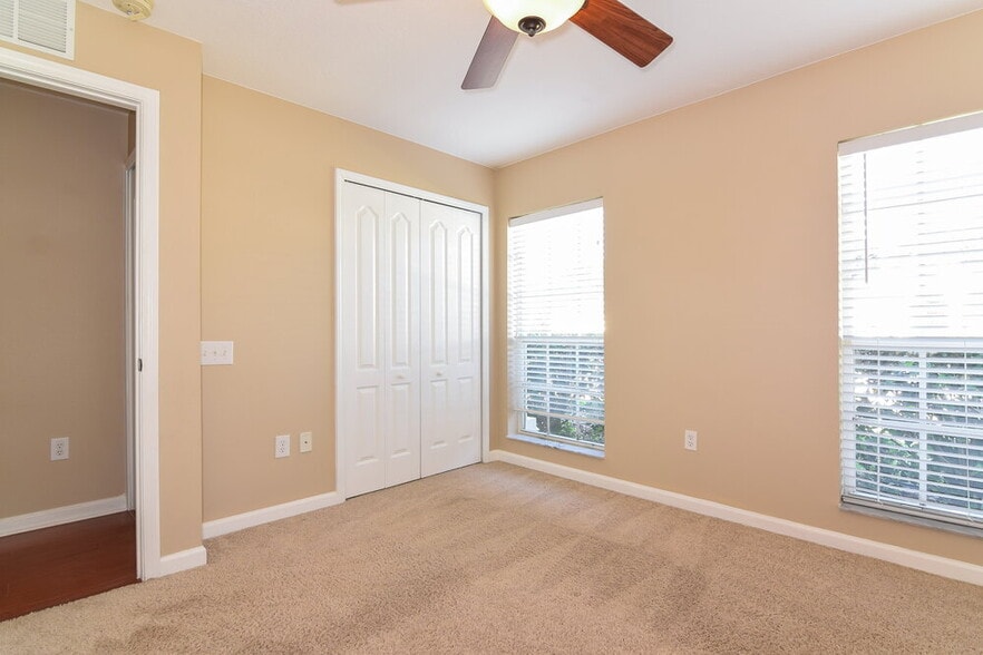 Building Photo - 30410 Randall Manor St