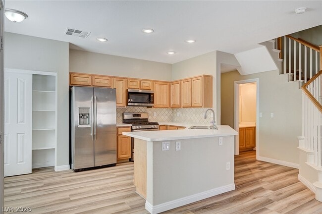 Building Photo - 8749 Horizon Wind Ave
