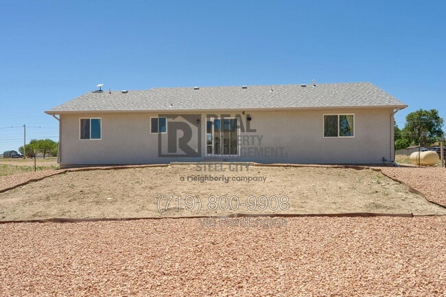 Building Photo - 449 S Laporte Dr
