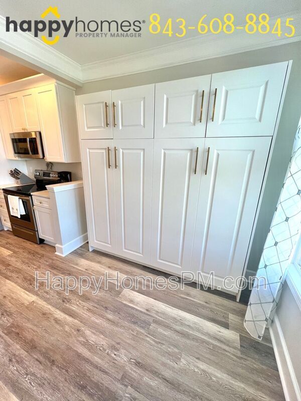 Building Photo - 1133 Rosewood Ln