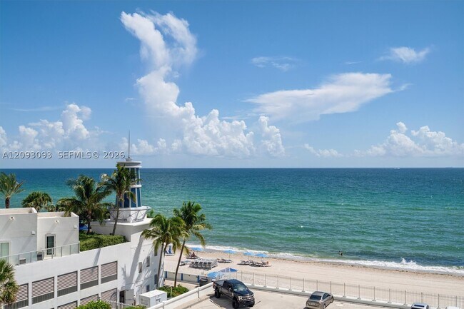 Building Photo - 3505 S Ocean Dr