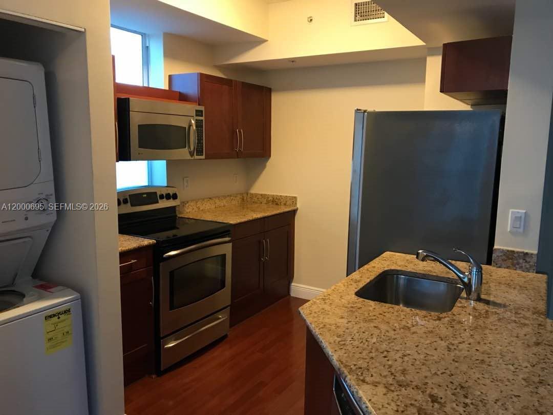 Building Photo - 7275 SW 90th Way