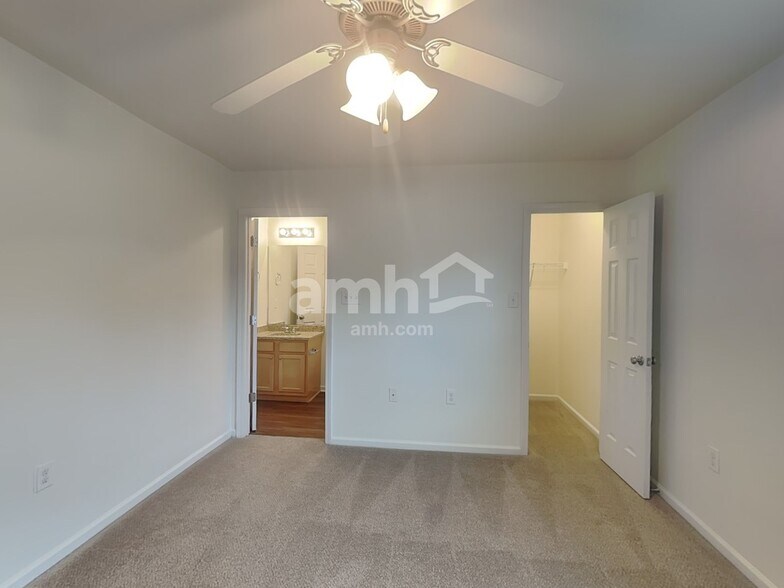 Building Photo - 51 Wolf Creek Ln