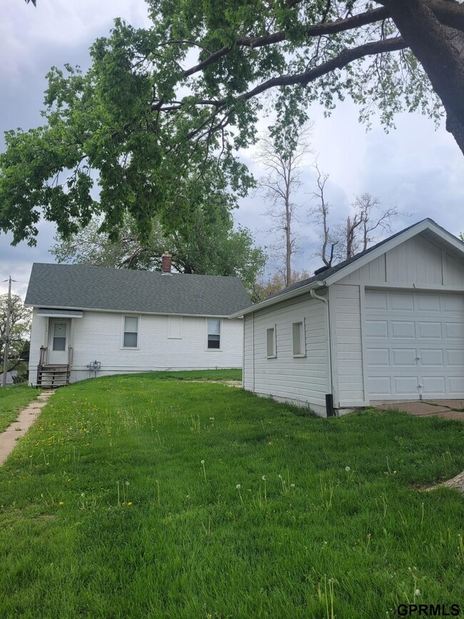 Primary Photo - 4108 S 10th St