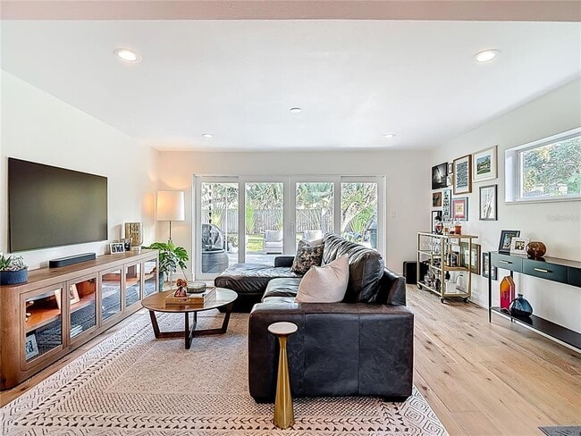 Building Photo - 4711 W Estrella St