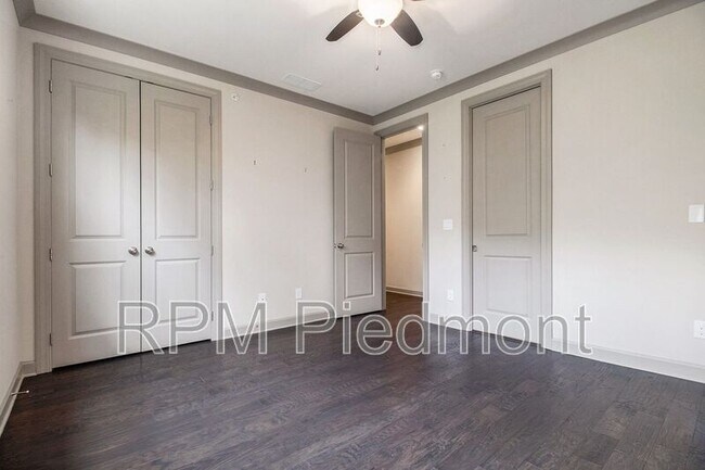 Building Photo - 306 Nottaway Ln