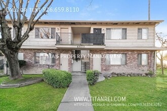 Building Photo - 4400 Greenholme Dr