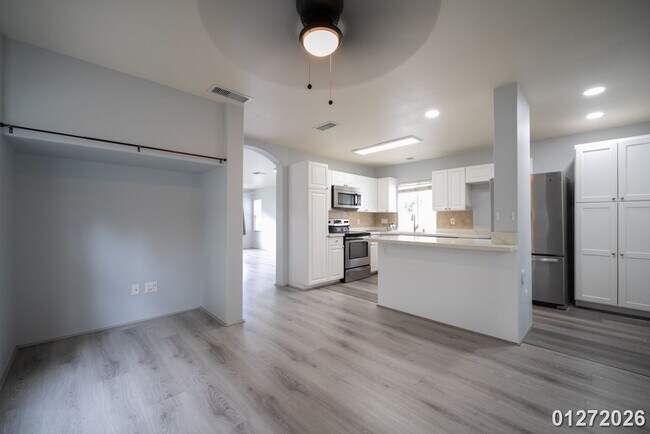 Building Photo - Ewa Beach Living – 3-Bed, 2.5-Bath with 2-Car Garage