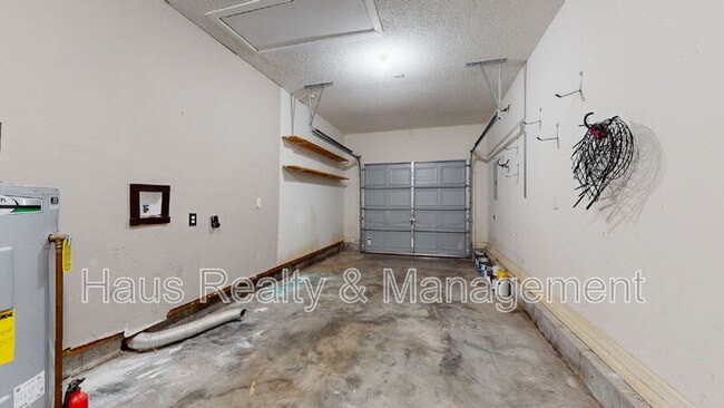 Building Photo - 3248 N Senseney Cir