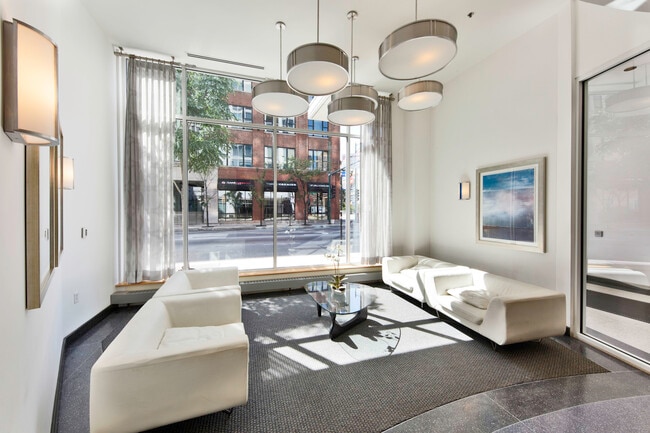 Building Photo - 757 N Orleans St