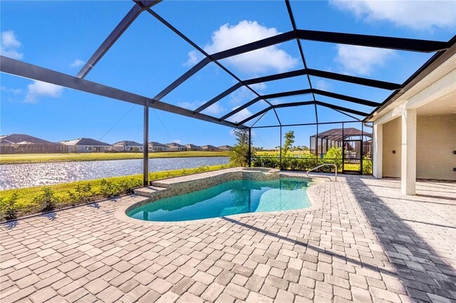 Building Photo - 12655 Wellen Golf St