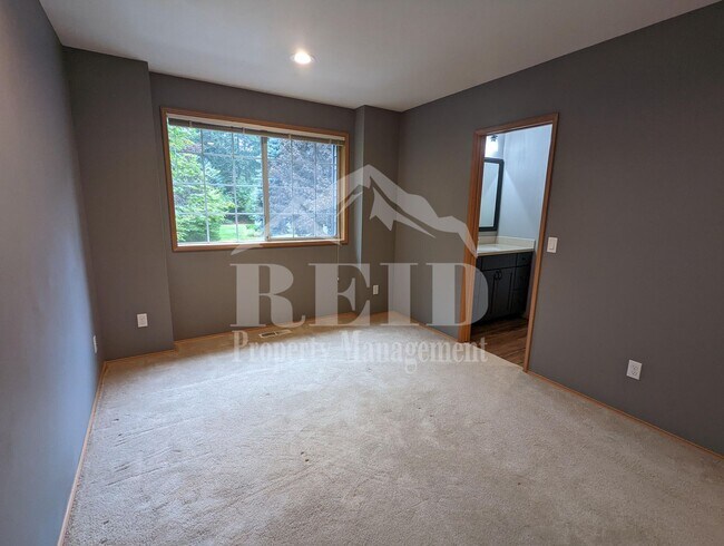 Building Photo - 7027 Killeen Pl SW