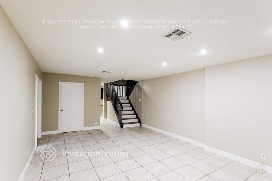 Building Photo - 80 NW 110th Terrace