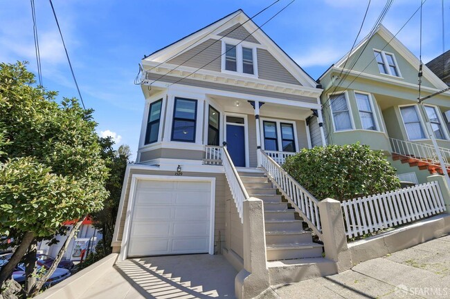 Building Photo - 1529 Hampshire St