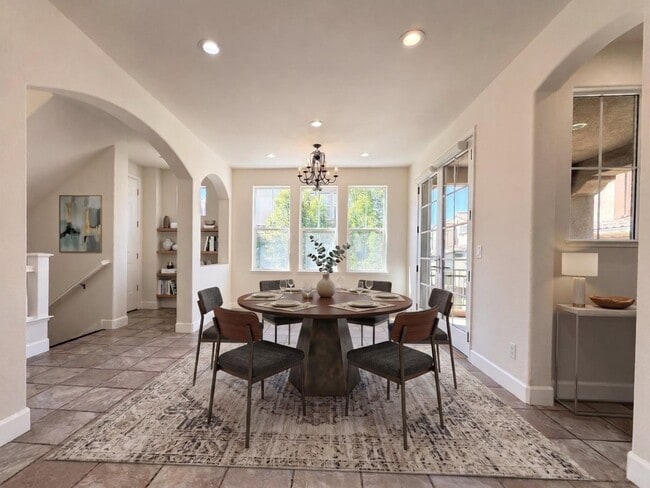Building Photo - 2017 Mary Helen Ln