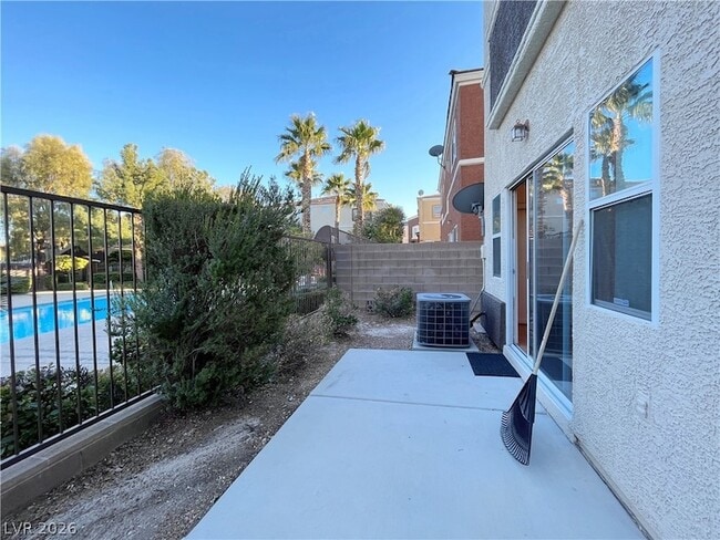 Building Photo - 9303 Gilcrease Ave