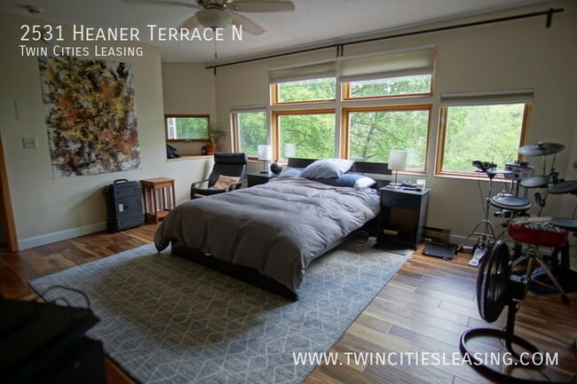 Building Photo - 2531 Heaner Terrace N