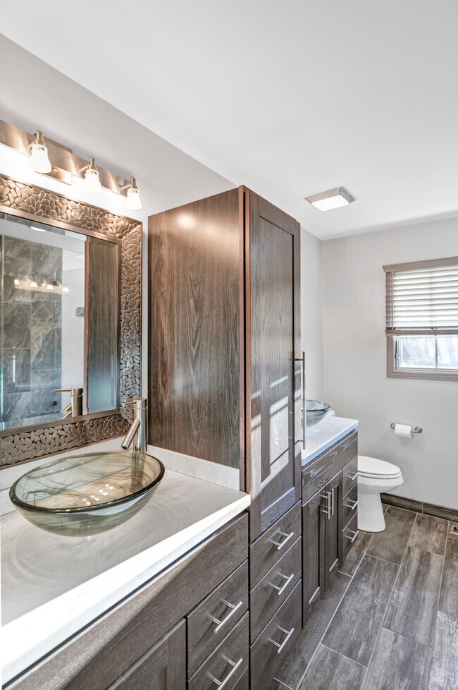 Building Photo - 4N550 School Rd