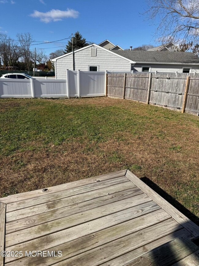 Building Photo - 1119 Wessie St