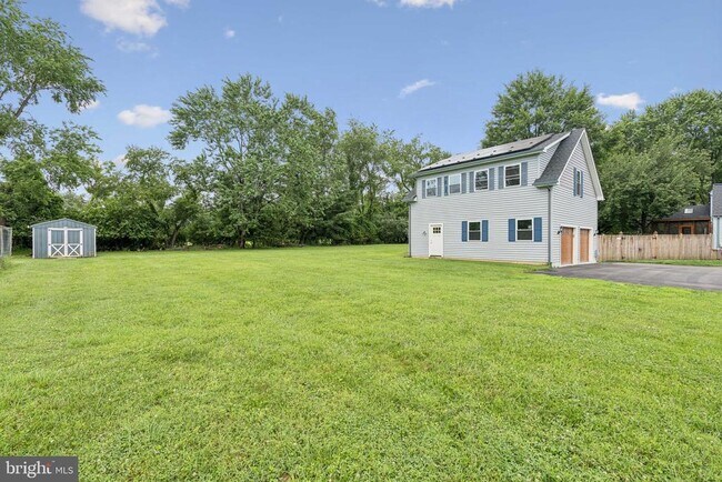 Building Photo - 13204 Lantern Hollow Dr