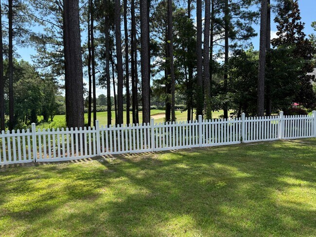 Building Photo - Gorgeous Executive Home in Anderson Creek ...