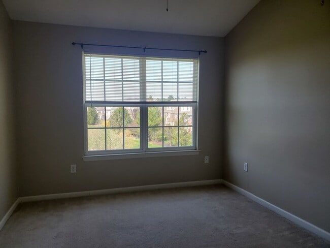 Building Photo - Beautiful 3 Bedroom, 2.5 Bath in Millersville