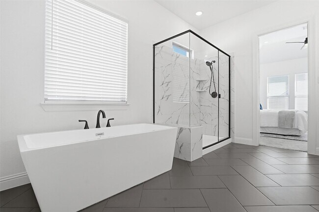 Building Photo - 513 Fieldstone Ln