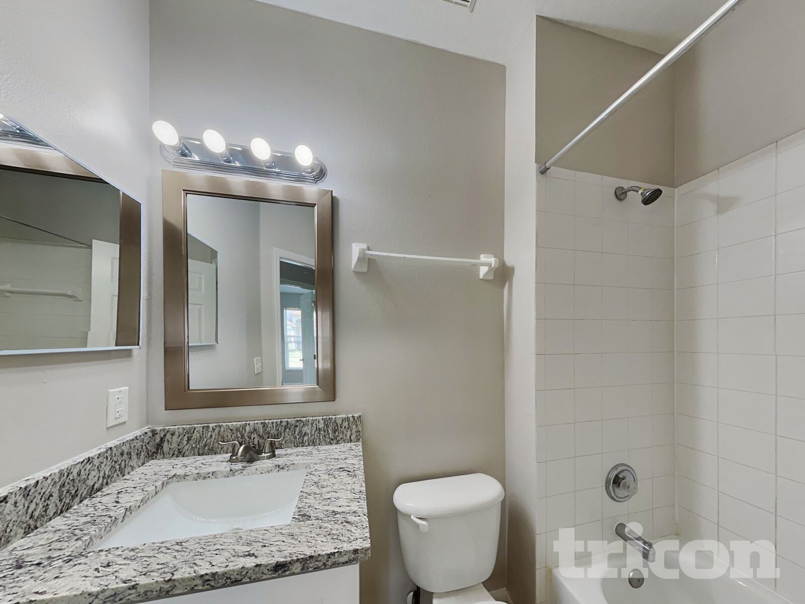 Building Photo - 6637 Shadow Oak Ln