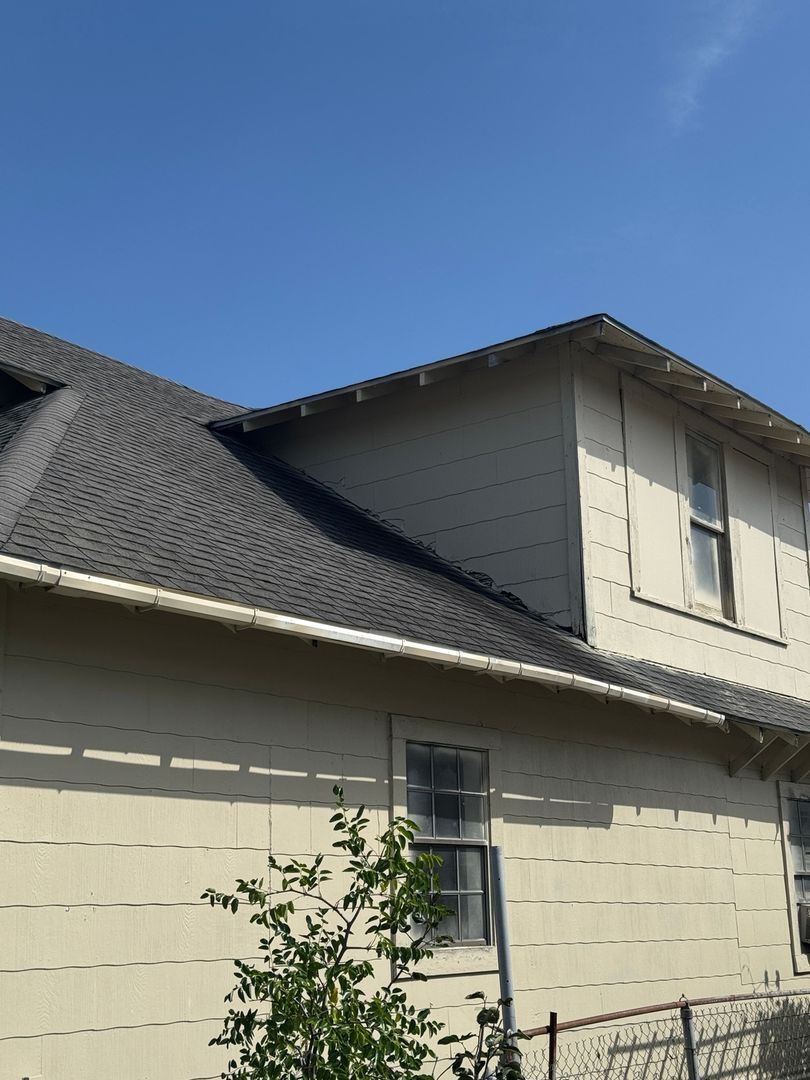 Building Photo - 931 9th Ave