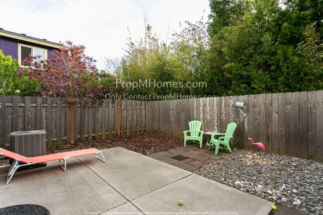 Building Photo - 1635 SE 88th Ave