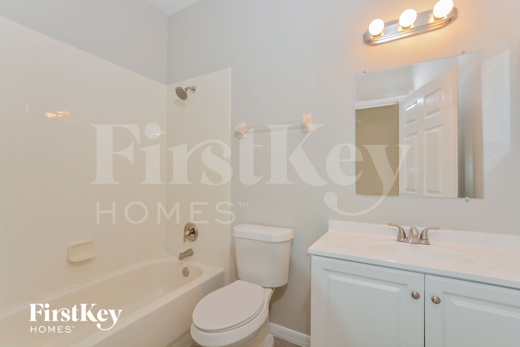 Building Photo - 10020 Savannah Bluff Ln