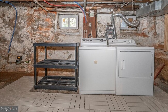 Building Photo - 4517 Ritchie St