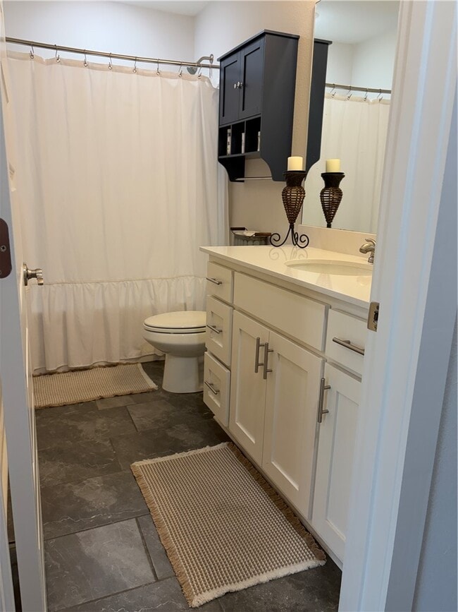 Building Photo - 2739 S Angels Rd