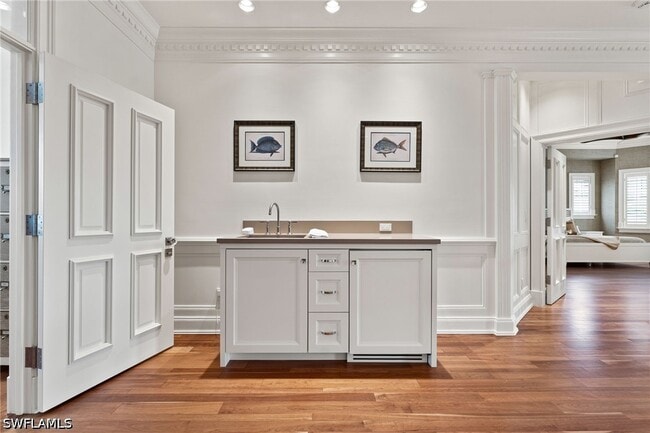 Building Photo - 2325 Lantern Ln